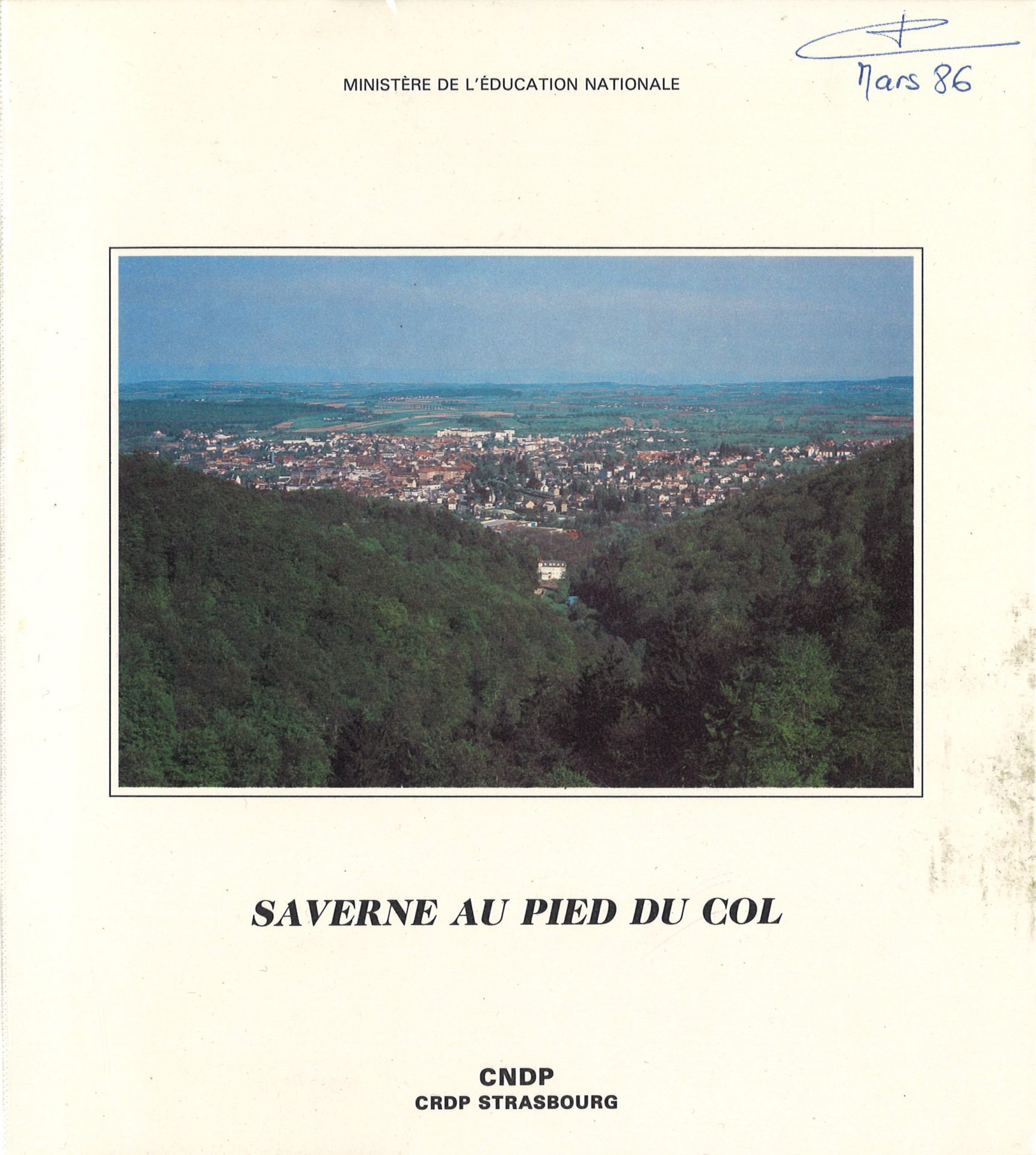 Saverne au pied du col